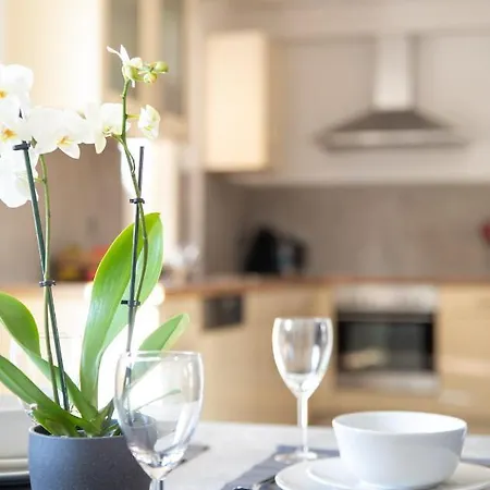 Neuboerger Mit Hottub Дом отдыха