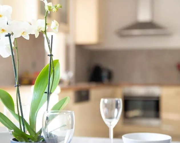 Neuboerger Mit Hottub 度假居