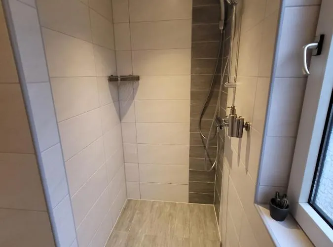 Neuboerger Mit Hottub Neuborger